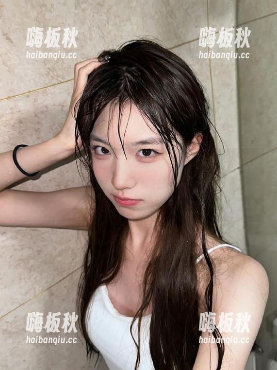 更新！17c吃瓜又迎来了令人咋舌的热闻，这次你要擦亮眼睛哦，别被忽悠了！