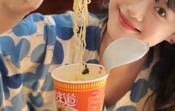 隐秘花园不是梦，17吃瓜网视频带你在线领略绯闻滋味