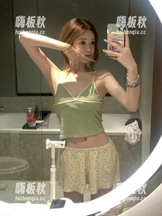 51cg吃瓜 观看51cg吃瓜,黑料夹心的实力简直能让人一秒出戏,不禁想:“你们这是做啥呢?”