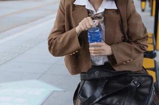 咒语：“借我一条通往‘51吃瓜9191’的地址”！不咕噜一下真不容易！