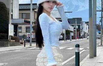 在线上品尝瓜果，51吃瓜app有点啥值得留意的？