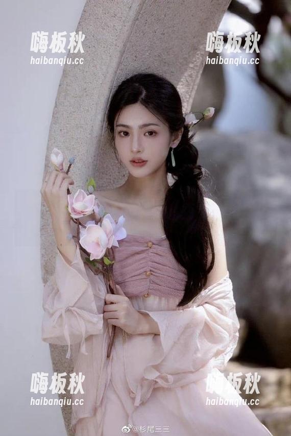 闲来无事？来51在线吃瓜，让ios里的闲聊变成浓烈八卦聚会！