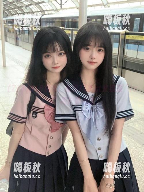 718 818搬走,轮到718.st来撩拨“ios”用户的心弦