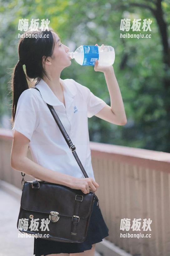 718吃瓜 这款718吃瓜app,简直让人嗨到飞起,娱乐八卦啥都敢爆!