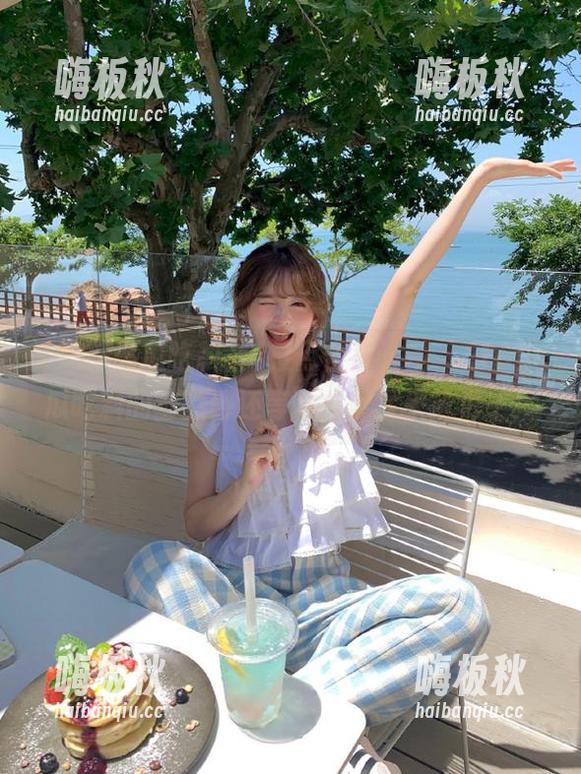 718黑瓜吃料 链接点击那么多,718黑瓜吃料的幽默感还等啥,赶紧来抢包子!