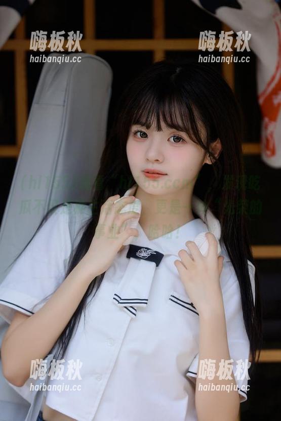 hl155 观看“hl155.ccm”,发现吃瓜不仅是种生活态度,更是一种“光荣的事业”,哈哈!