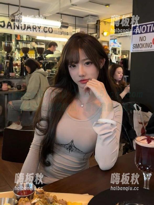 听说“www.51cg1.com”发布了个超赞的瓜，看得我脑袋乱跳！