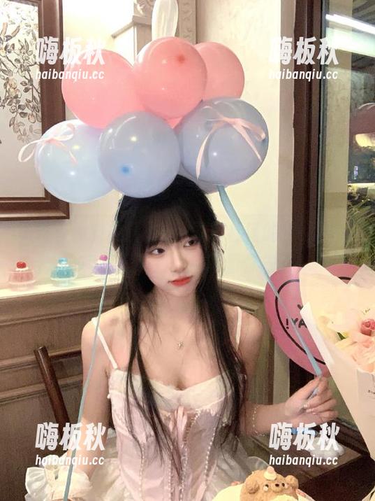 九色黑料社区 九色黑料社区的视频里,总有意想不到的瓜等着你去吃!