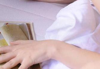 不走心的传送门，九色黑料社区带你见识“黑”的高级魅力！