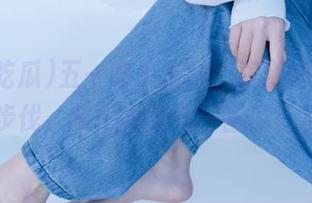 五一吃瓜在线，跟随娜娜老师的步伐，我们也能当一回瓜行家！
