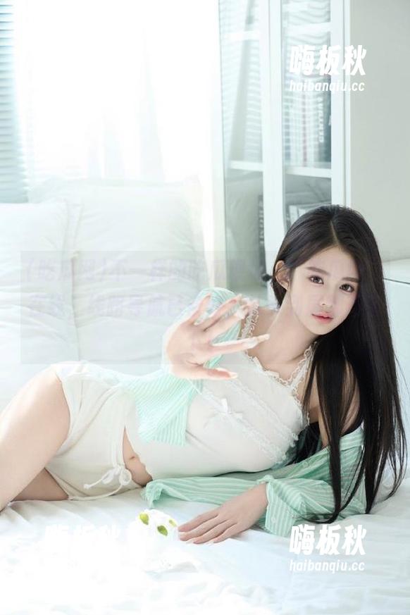 不一样的吃瓜现场，“吃瓜网”在线，线路导航已备好，从头到尾都不落下！