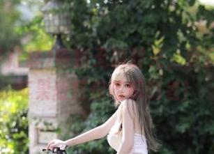 告别无聊时光，黑料不打烊苹果版陪你吃瓜到老！