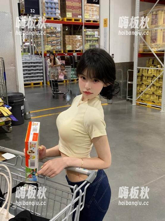 在黑料专区导航，感受坦诚与八卦的微妙平衡。