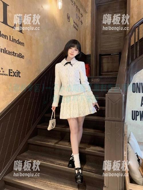 一不小心刷到了黑料专区网页，果然停不下来呀
