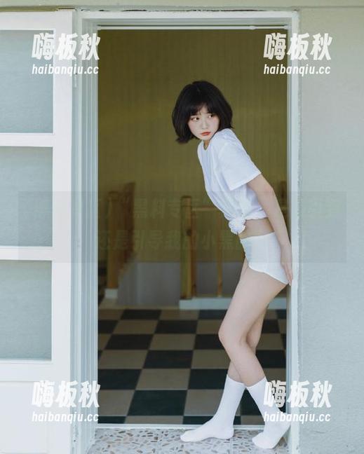 “黑料专区”网站，是吸引我还是引导我的小黑暗？