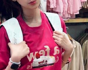黑料吃瓜网官网上看入口链接免费，心里突然有种‘我能swag’的感觉。