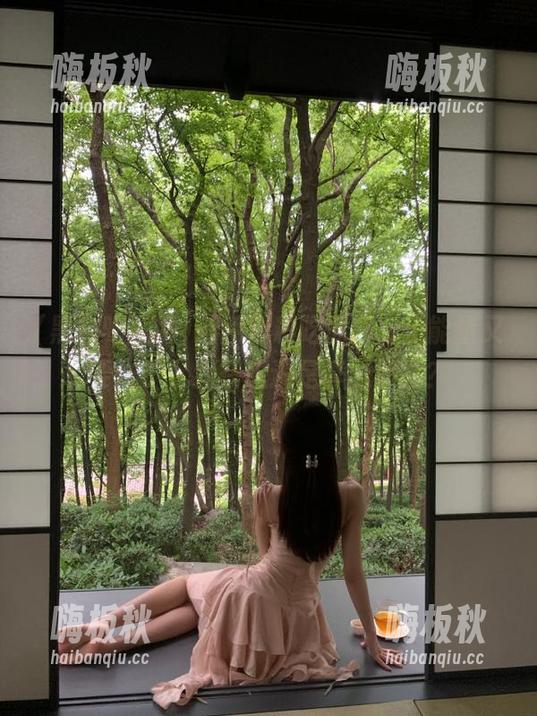 链接黑料吃瓜网，正能量又要炸了，我在想这是真的假的？