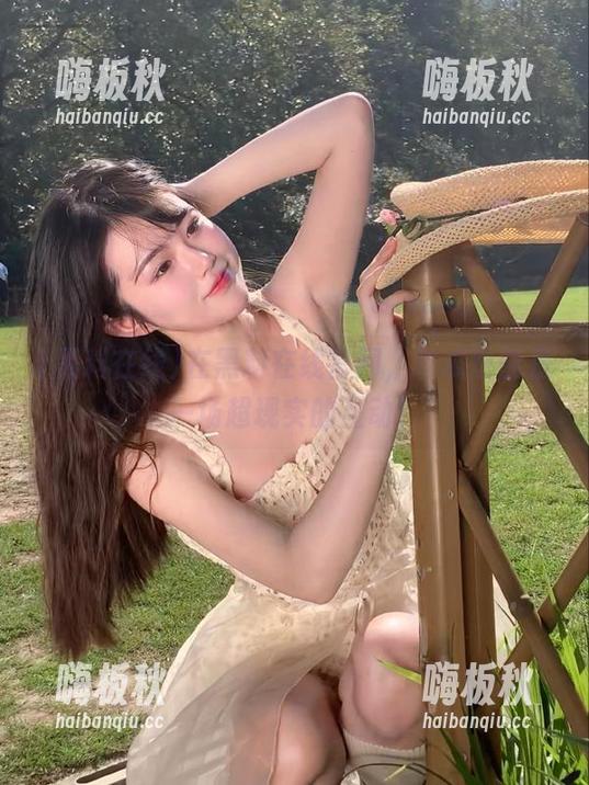 在黑料在线官网，吃瓜也能是一场超现实的互动！