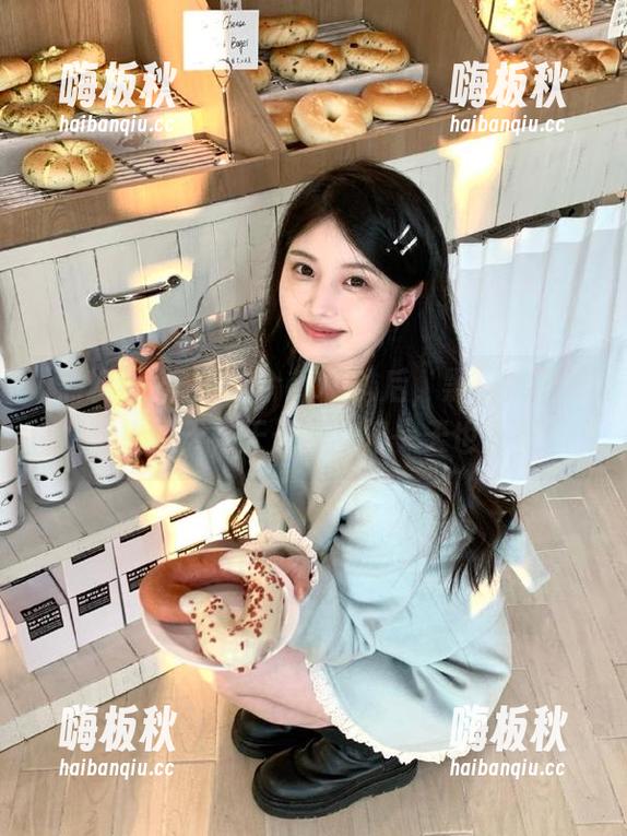 黑料社 多了这个app以后,黑料社瓜友圈热火朝天,天天不出门一天也不空!