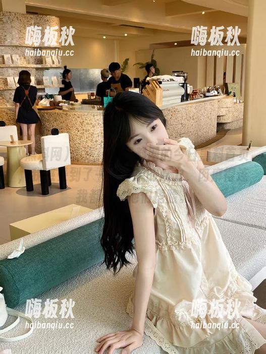 黑料网 传送门!黑料网的今日黑料首页,我感受到了一种窒息的魔力,肉麻得连我都想替他们捂脸。