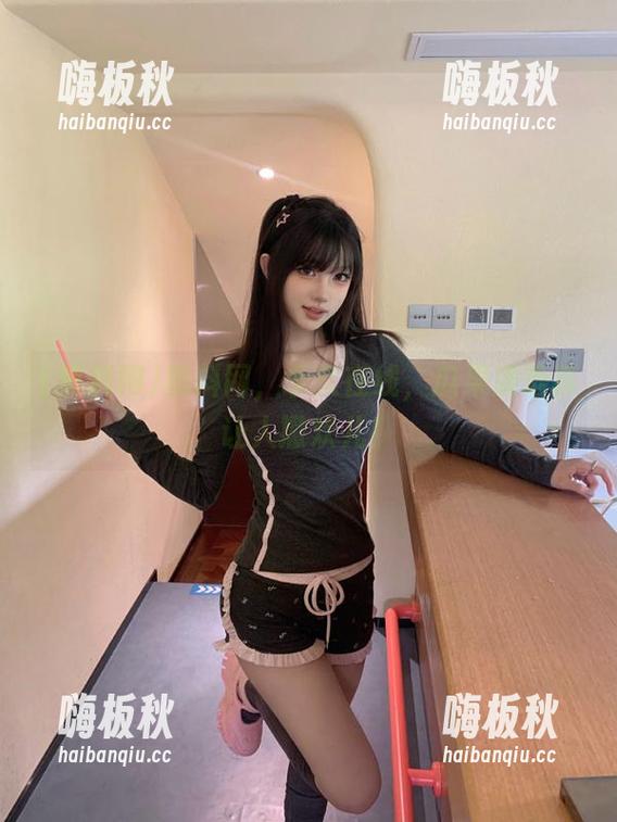 黑料网，永久在线，瓜果满地真让人撒欢儿！