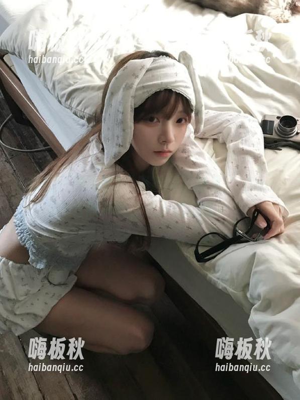 “黑料网正能量”app：围着黑料转，心灵依旧满电！