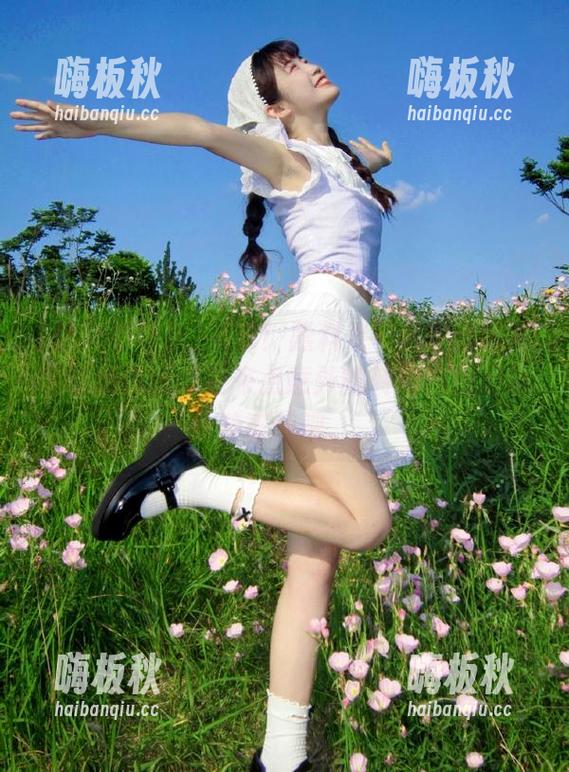 发布！黑料老司机说这场雨里的恋情也许会来点意外的转折，我们静静等着吧。