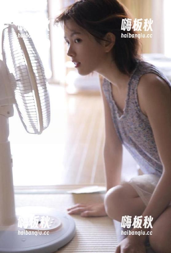 在线黑网料，连腹肌都忍不住想随便聊聊，果然不简单。